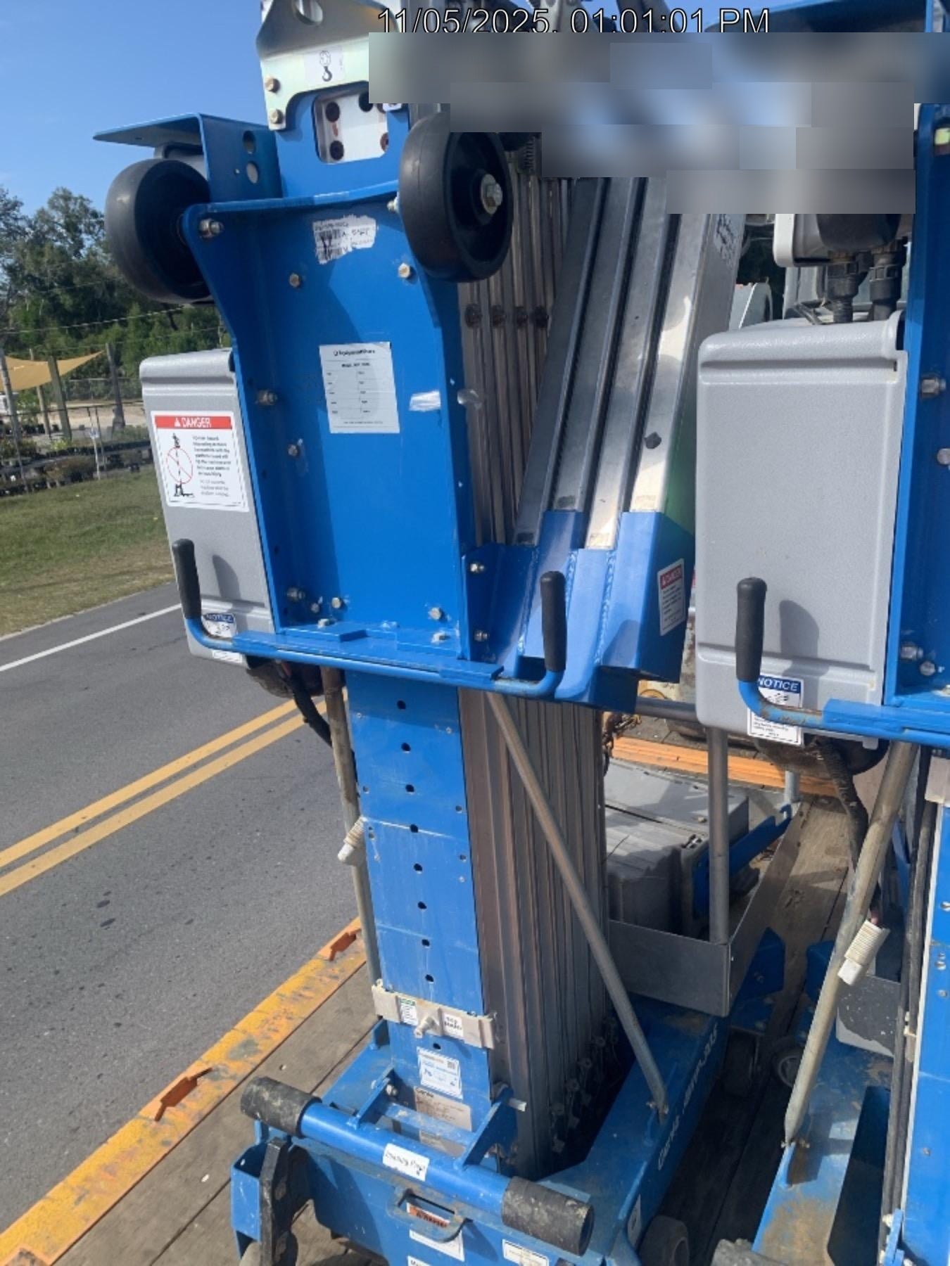 2019 GENIE AWP-30S