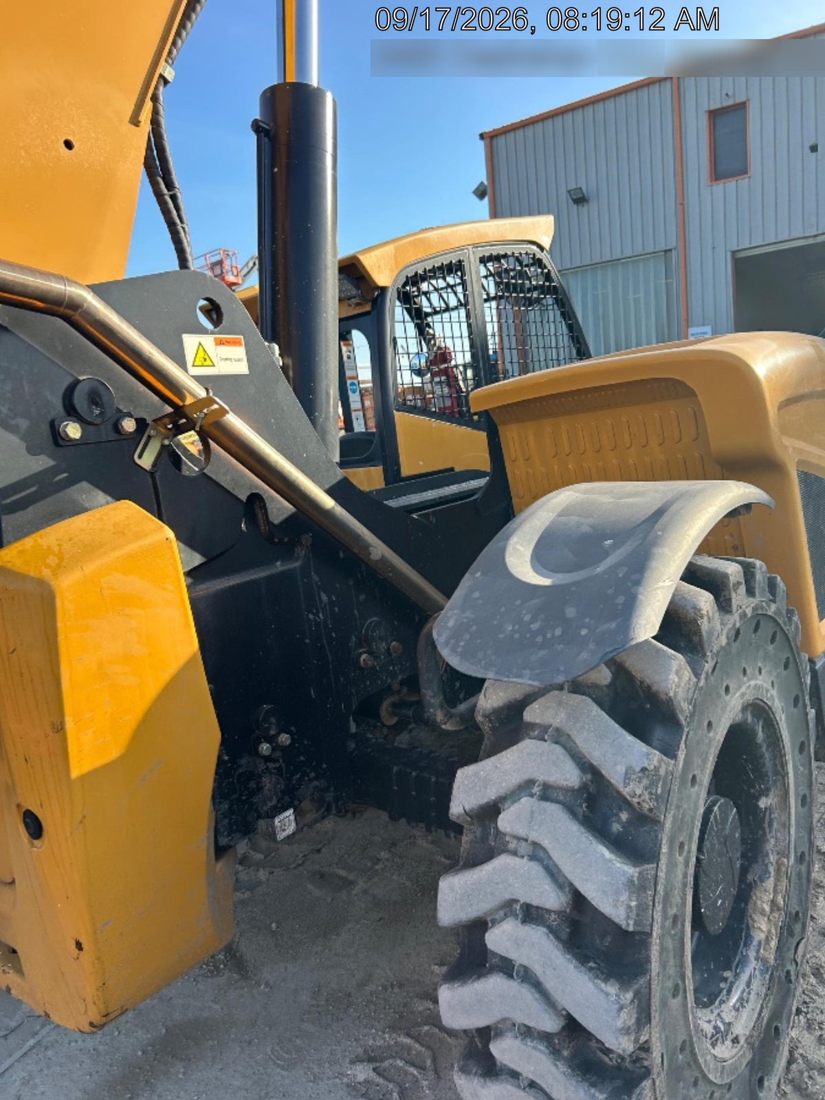 2023 SANY STH1056