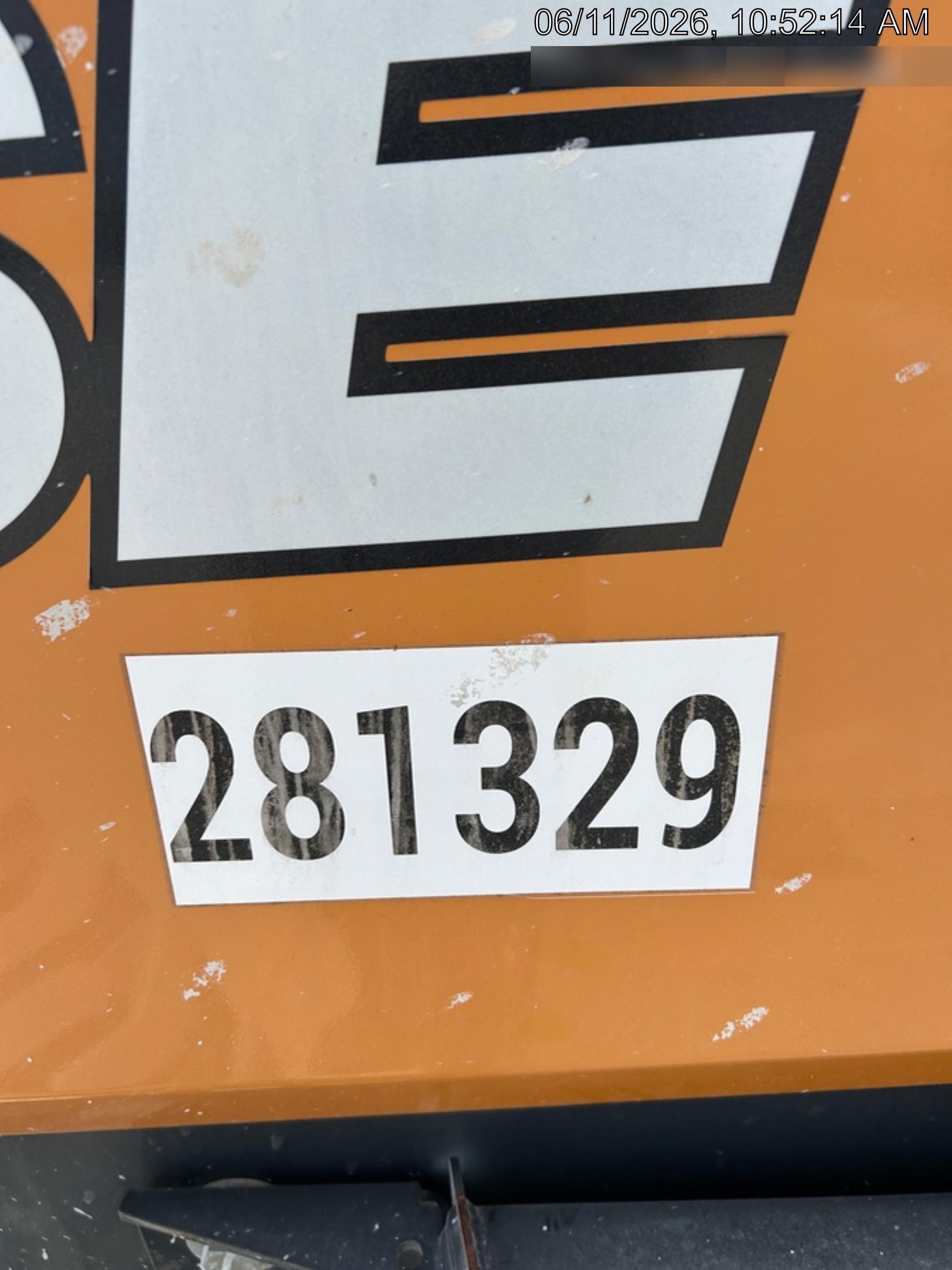 2023 CASE 588H