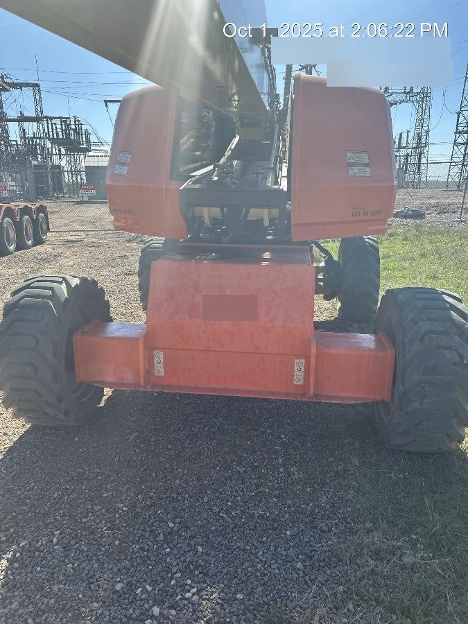 2019 JLG 660SJ