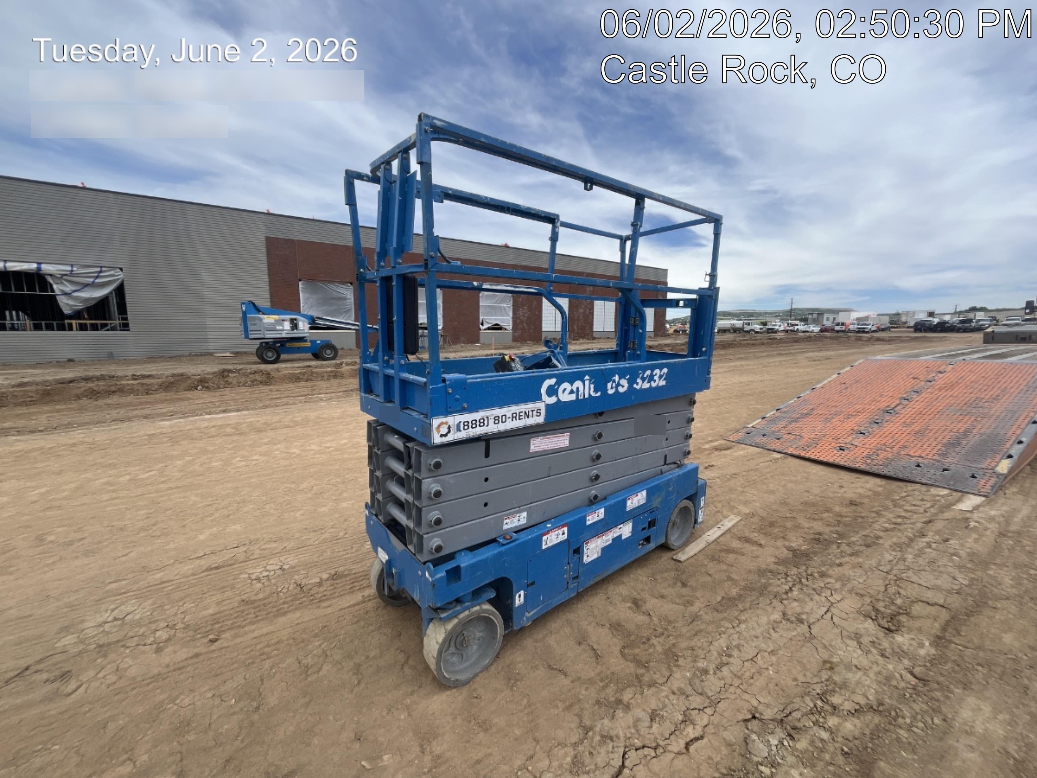 2018 Genie GS-3232 Genie GS-3232 w/Folding rails, Half height swing gate
