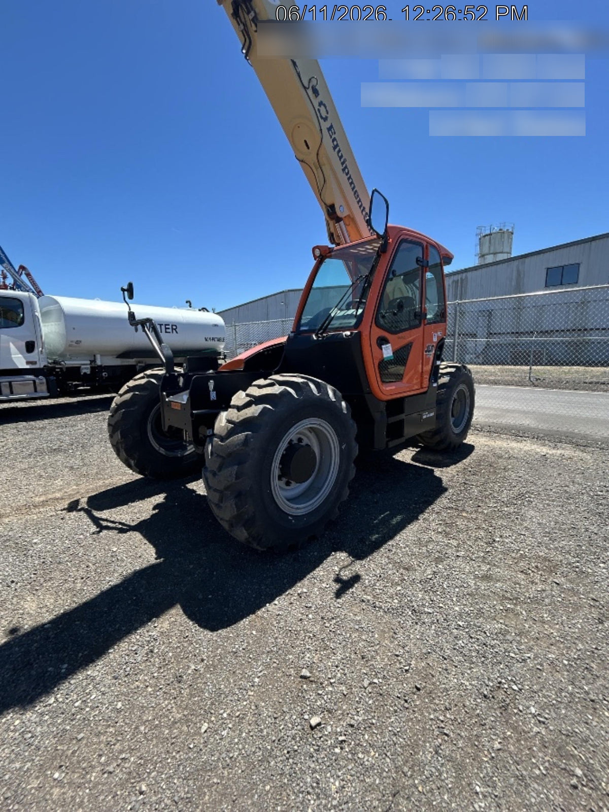 2026 JLG 1732