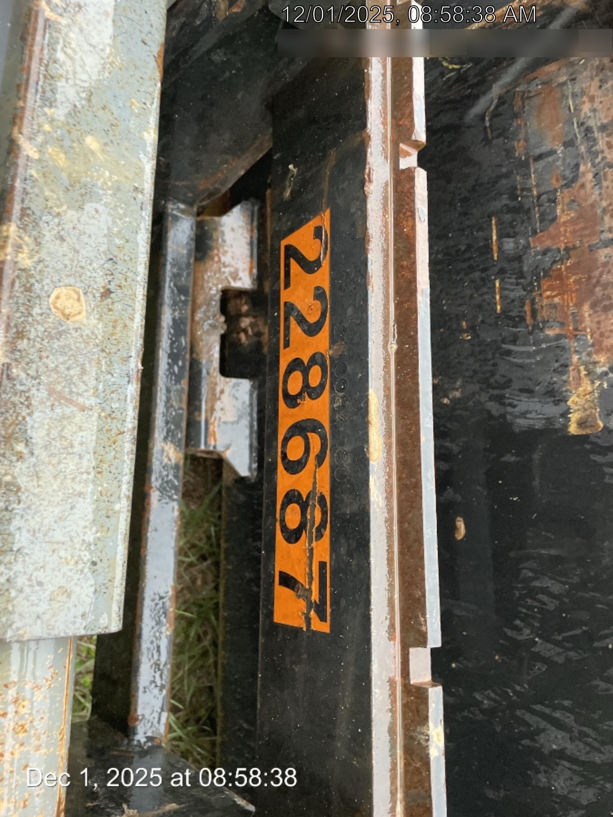 2022 ARROW MATERIAL HANDLING 72" Pallet Forks - Arrow