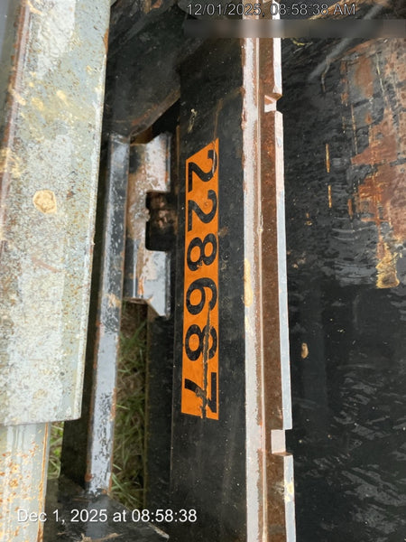 2022 ARROW MATERIAL HANDLING 72" Pallet Forks - Arrow