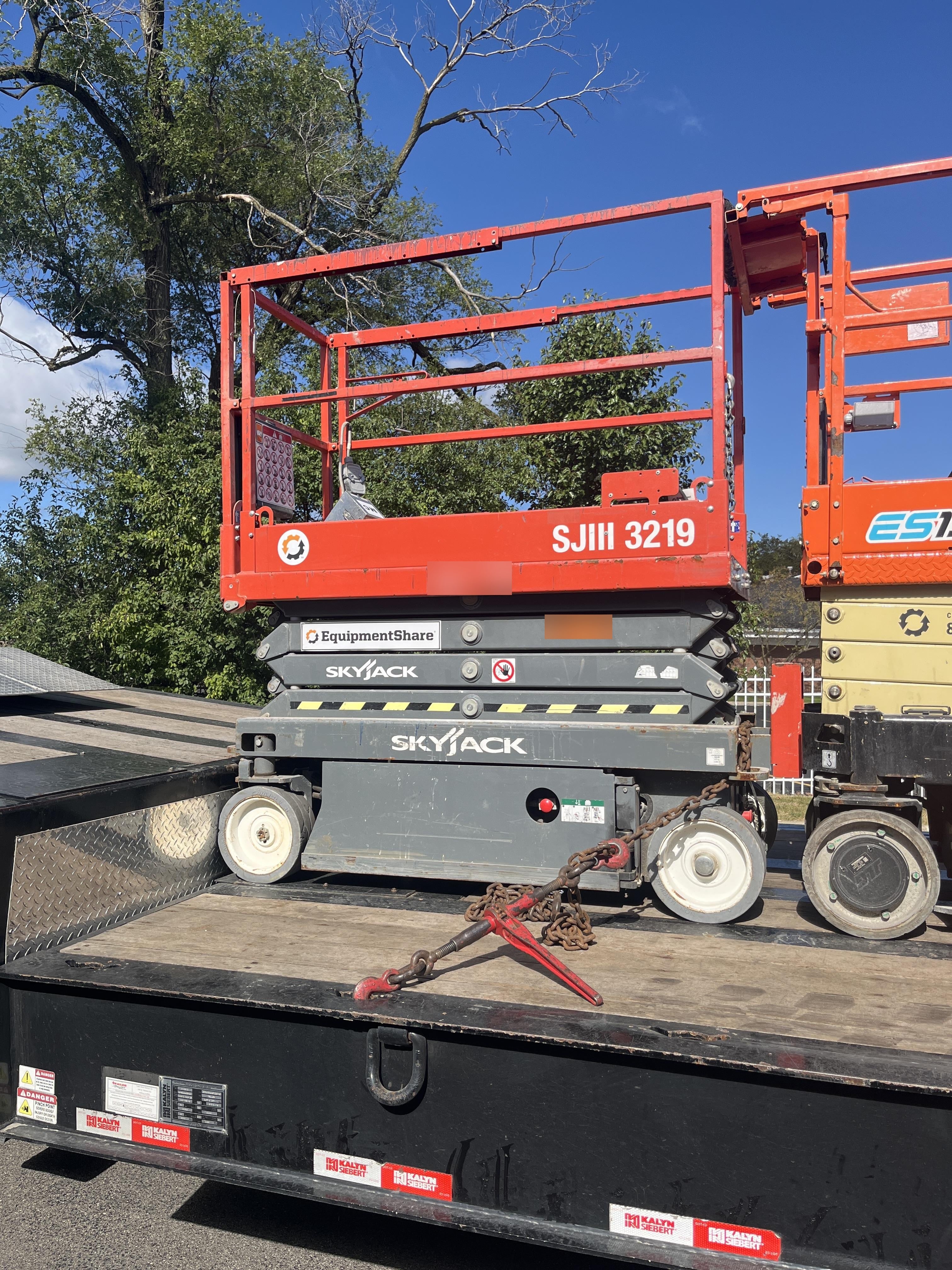 2019 Skyjack SJIII-3219 Standard Options, Trojan Batteries