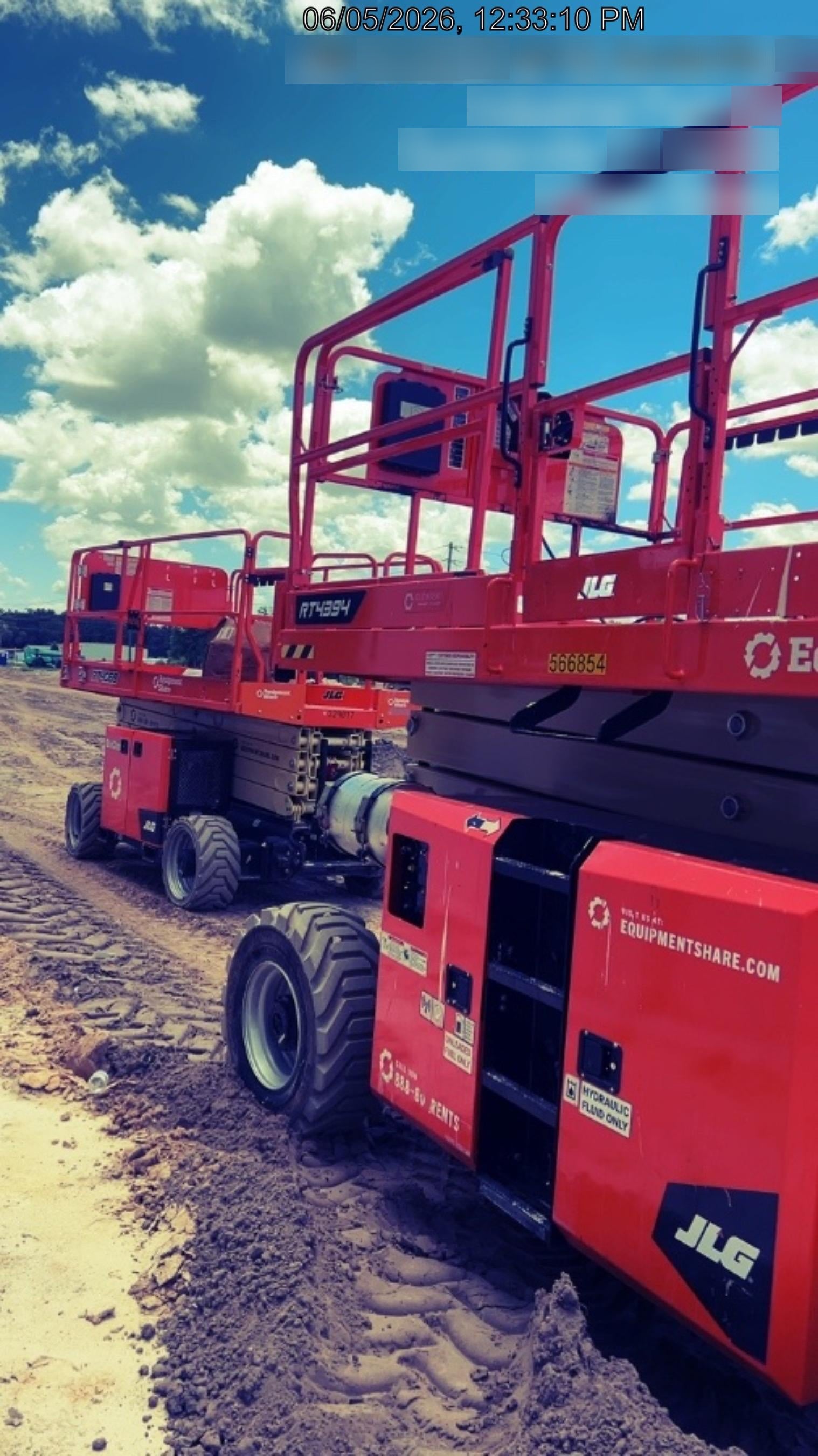 2025 JLG RT4394