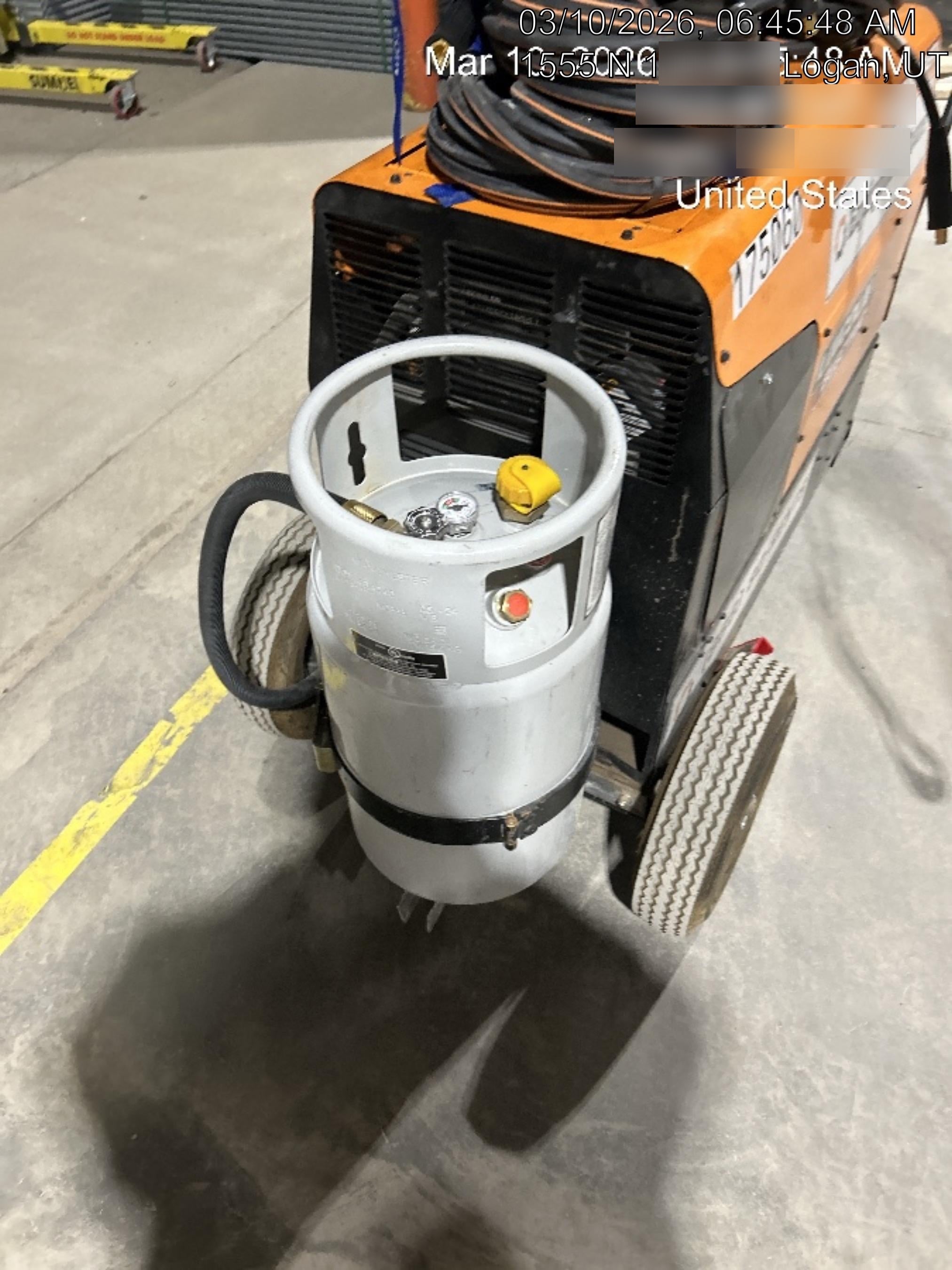 2021 Lincoln Electric Ranger 305 LPG LPG One-Pak (includes undercarriage, tank holder & tank strap) ORANGE