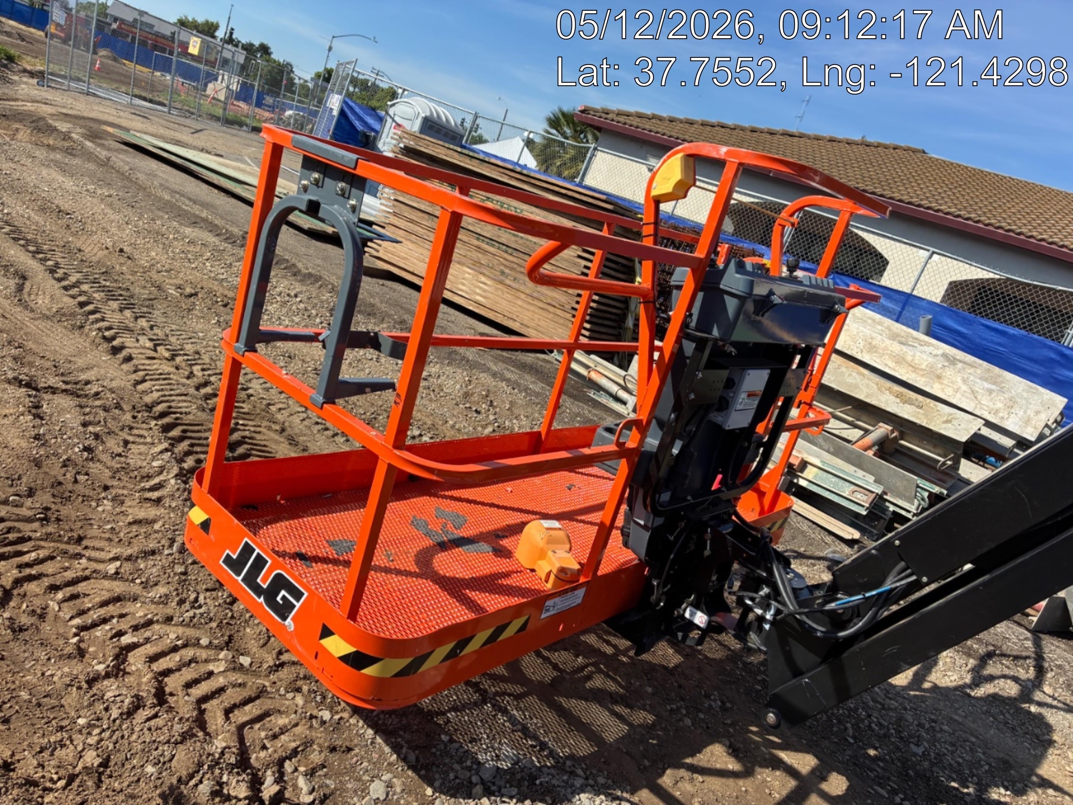 2025 JLG 460SJ