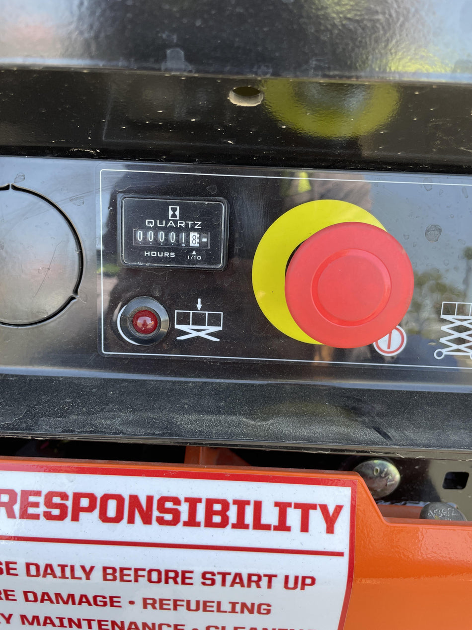 2022 JLG ES2632