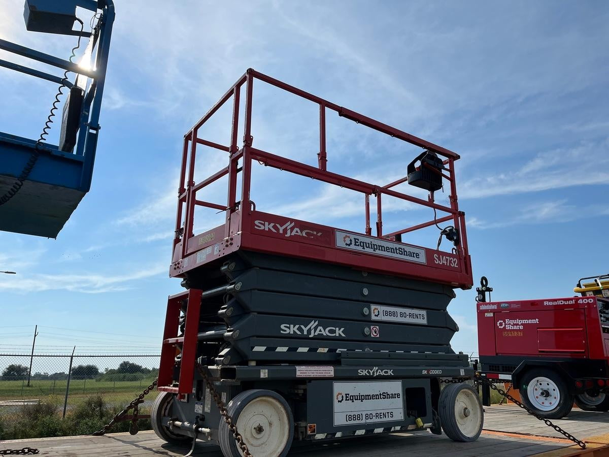 2021 SKYJACK SJ4732