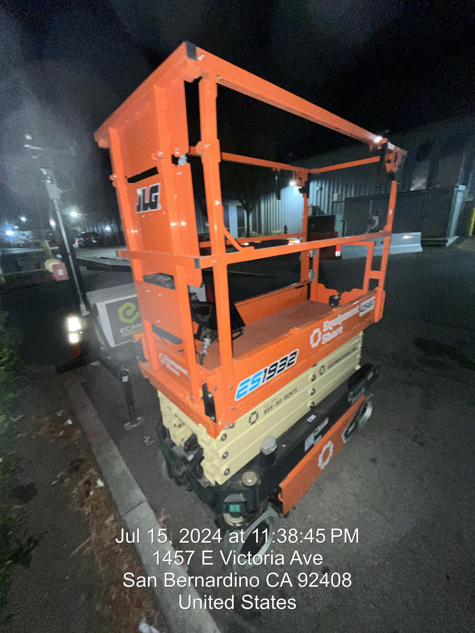2024 JLG ES1932