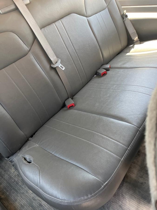 2024 CHEVROLET Express Van - Rental