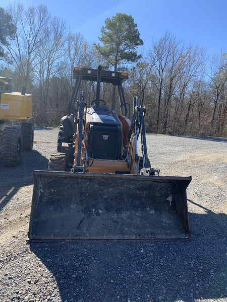 2019 Case 570N EP Canopy, 4WD, GP Front Bucket, Dual Tilt Cylinder, 84" Box Blade w/ Scarifier, Wheel Weights, Beacon