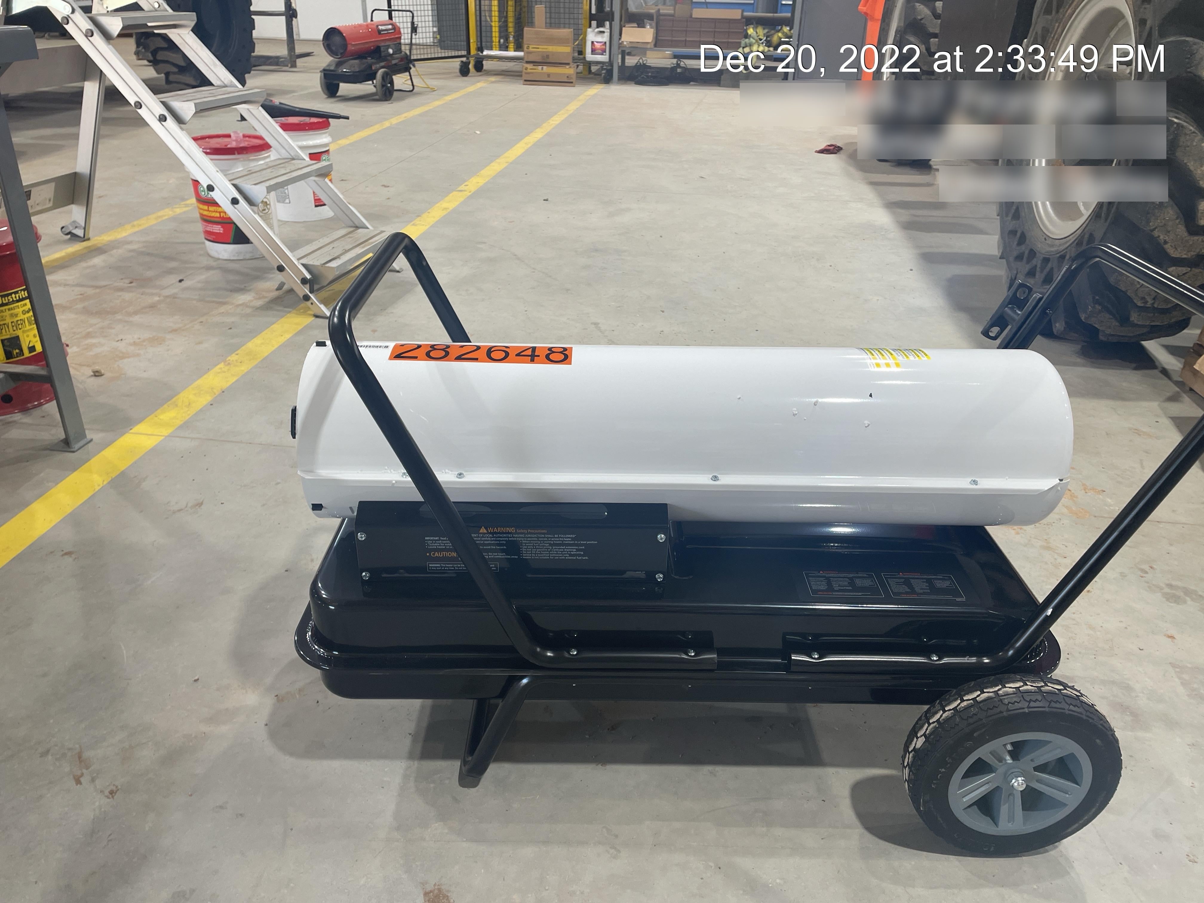 2022 LB WHITE Tradesman K175