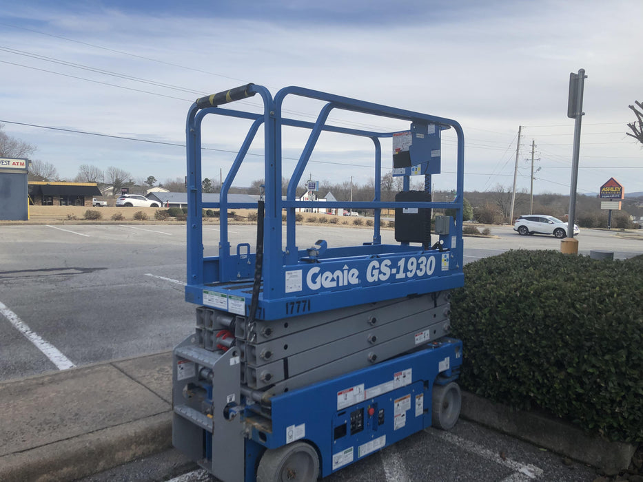 2018 Genie GS-1930 Genie GS-1930 w/Fixed Rail, Chain Entry
