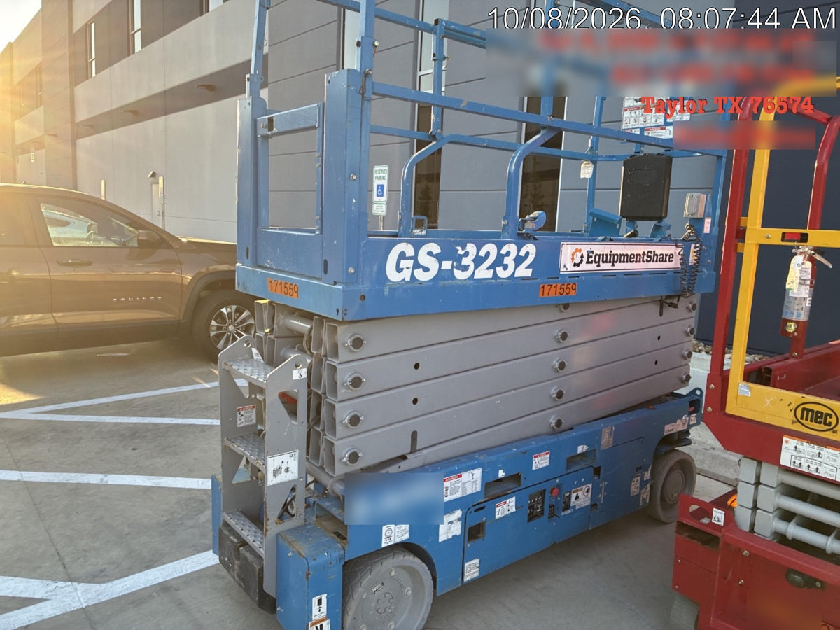 2021 GENIE GS-3232