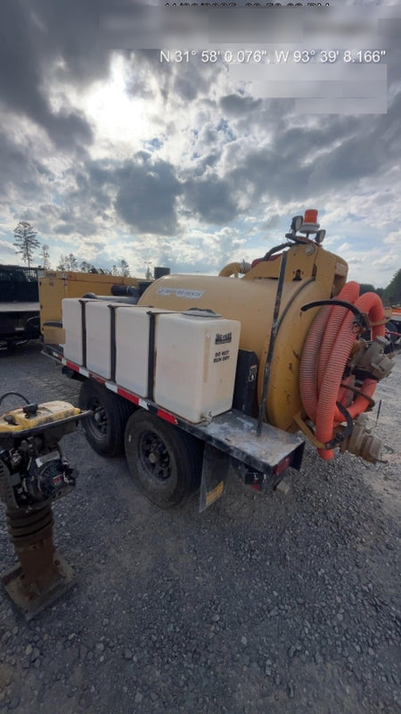 2019 Vac-Tron LP573XDT 24Hp Kohler Diesel, 500 Gal Debris Tank, 500 CFM Vacuum Pump, x2 100 Gal Water Tanks
