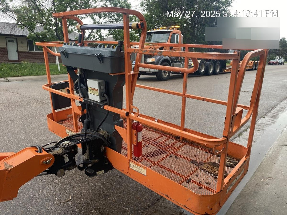 2019 JLG 400S
