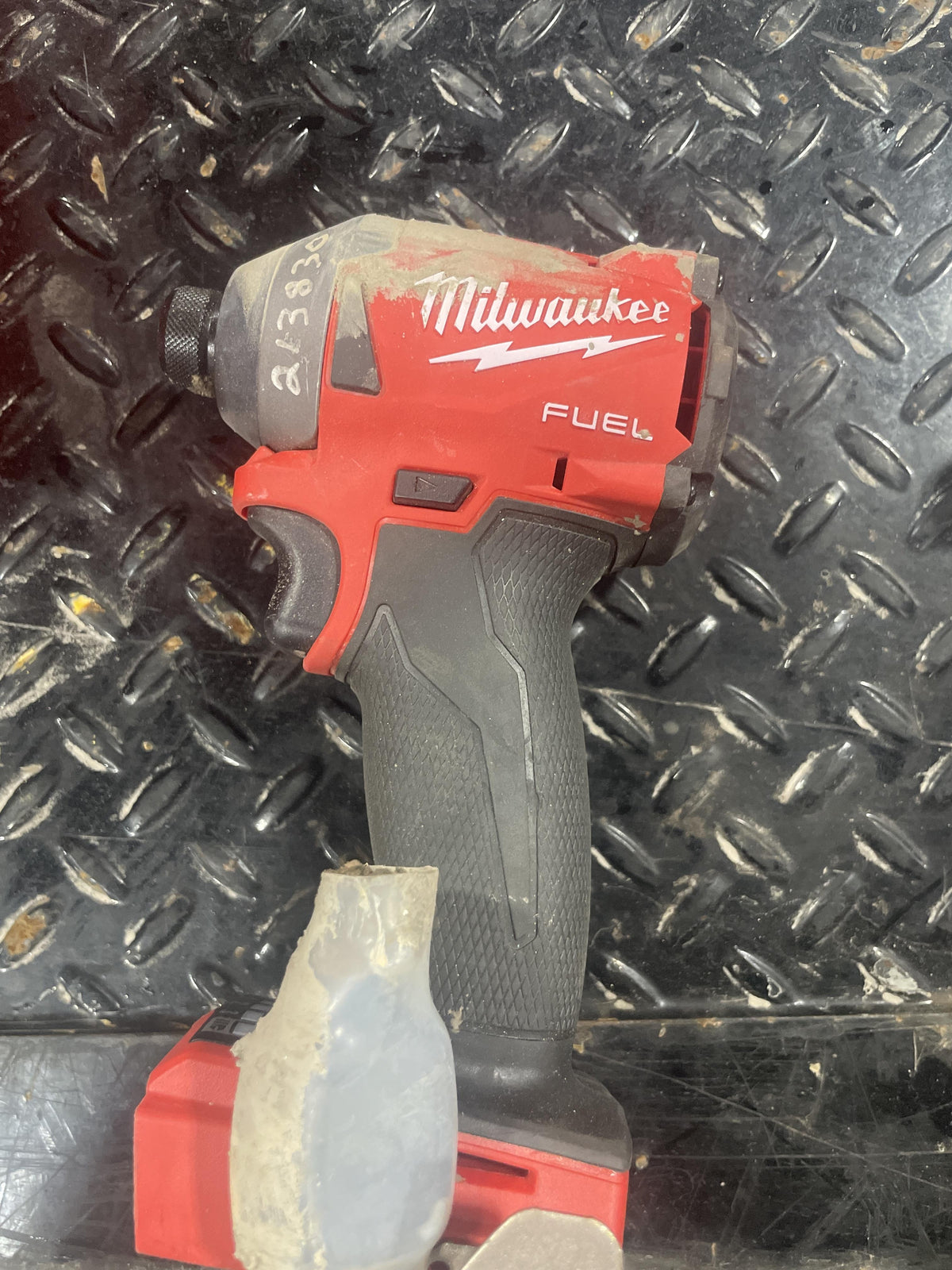 2022 MILWAUKEE 2853-22