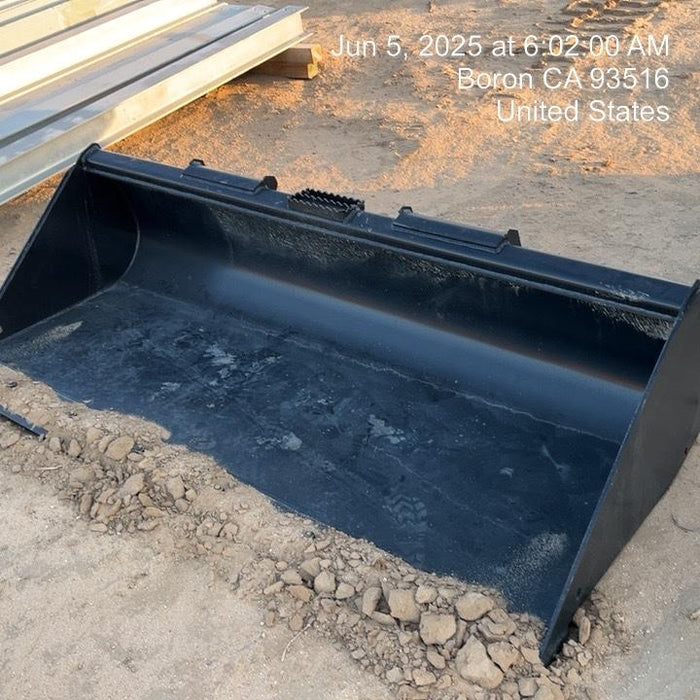 2025 JOHN DEERE 84" Bucket - John Deere