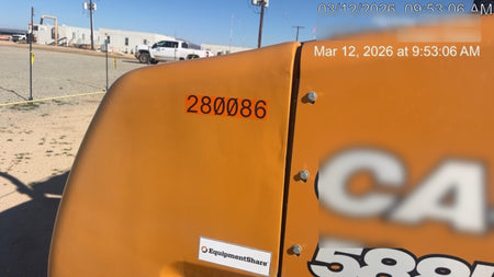 2023 CASE 588H
