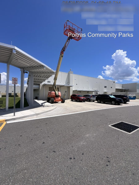 2022 JLG 660SJ