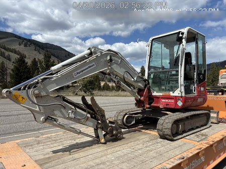 2022 TAKEUCHI TB235-2CR