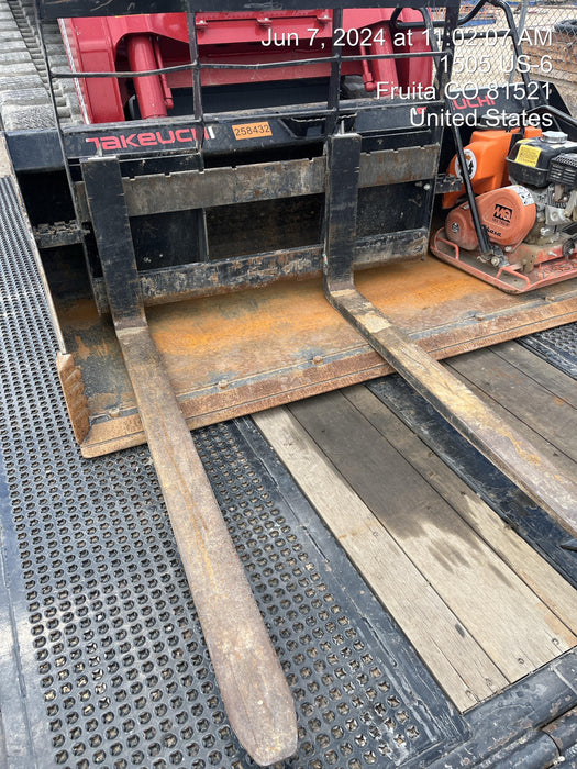 2022 ARROW MATERIAL HANDLING 60" Pallet Forks - Arrow