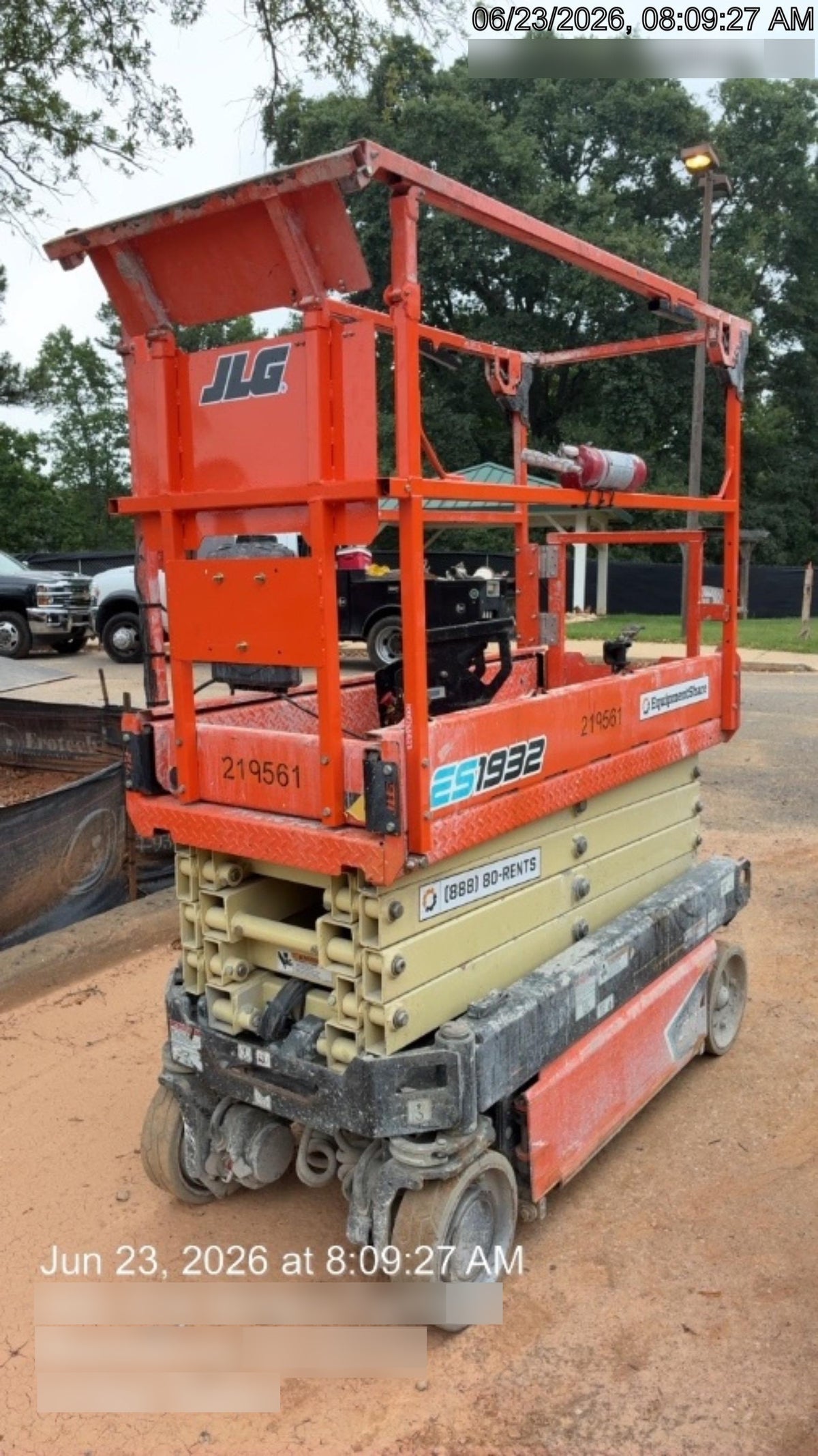 2022 JLG ES1932