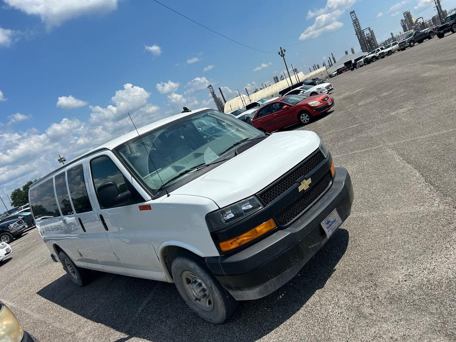 2023 CHEVROLET Express Van - Rental
