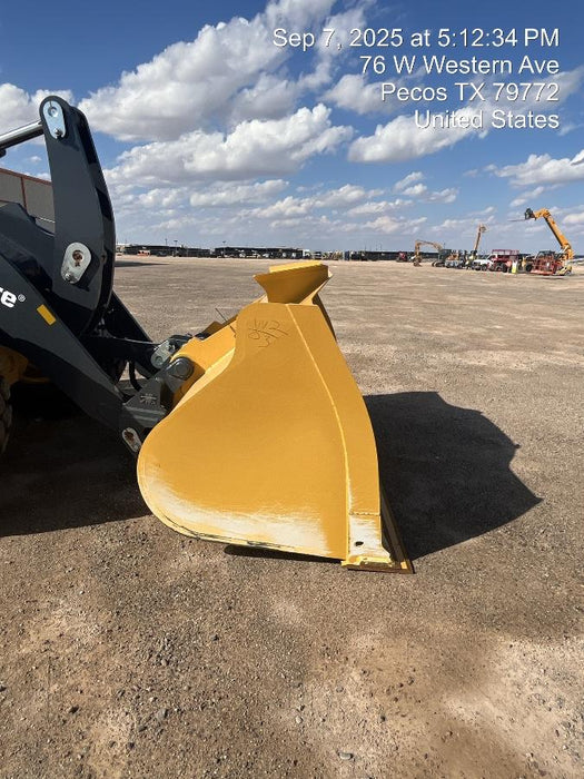 2025 JOHN DEERE 3.75 cu yd Wheel Loader Bucket - John Deere