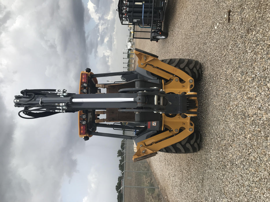 2020 JOHN DEERE 310LEP