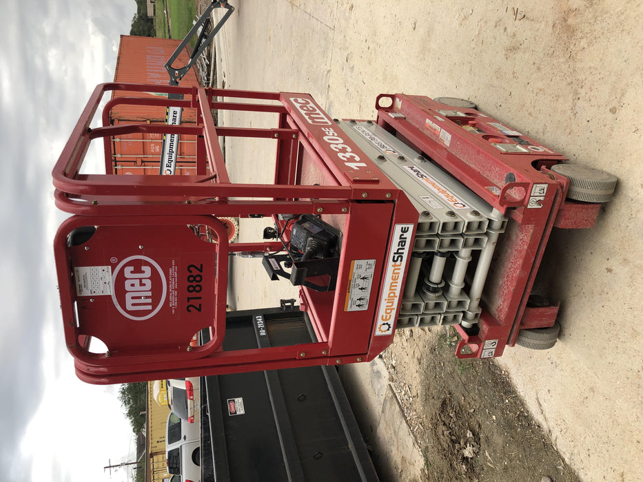 2019 MEC 1330SE MEC 1330SE w/ES Track Hardware, Full Extended 2 Year Warranty