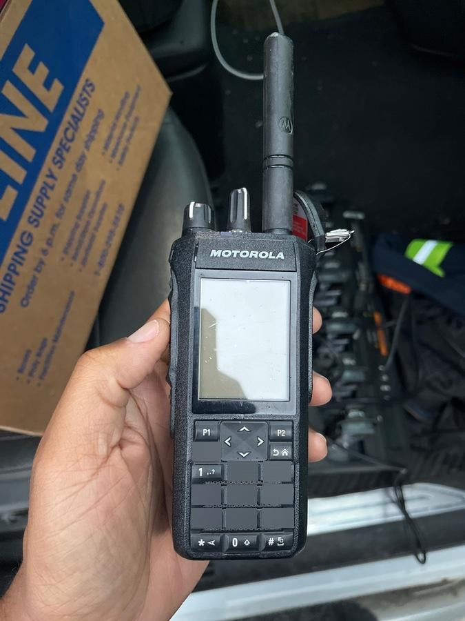 2023 MOTOROLA R7 DISPLAY