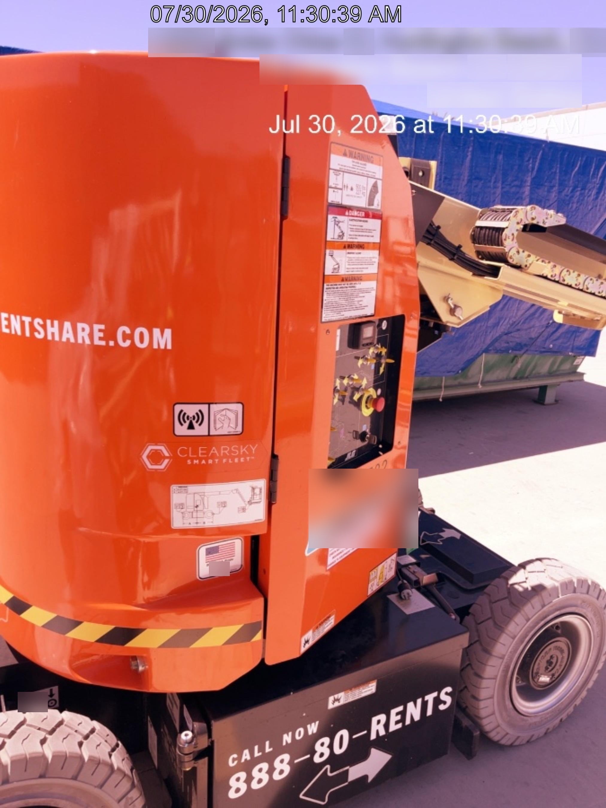 2025 JLG E300AJP