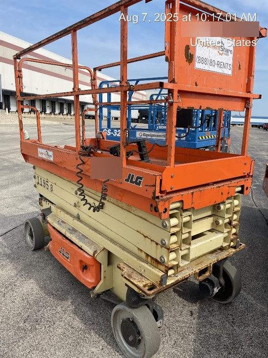 2016 JLG 3246ES