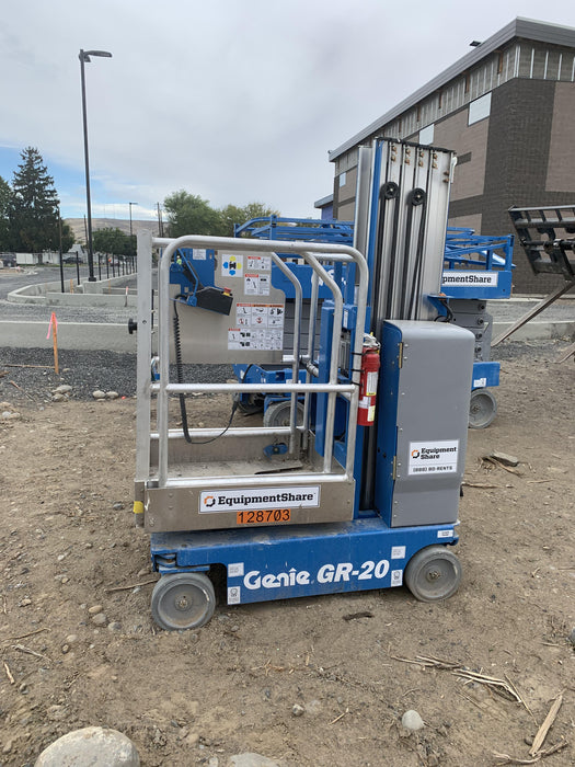 2021 GENIE GR-20