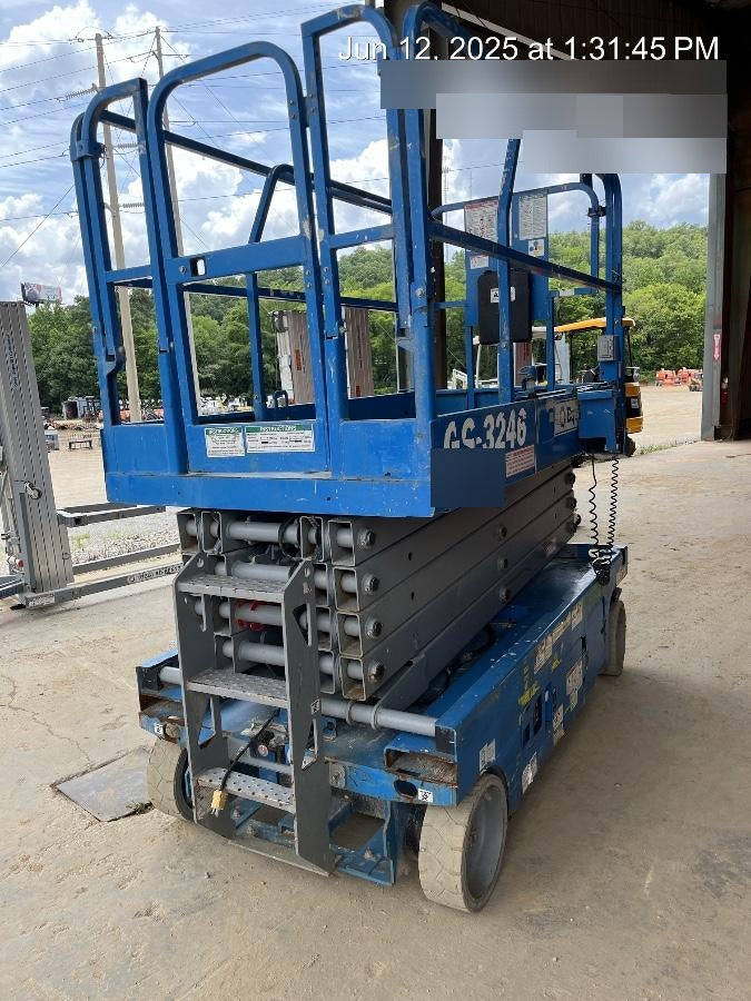 2018 Genie GS-3246 Genie GS-3246 Scissor Lift w/Standard Options