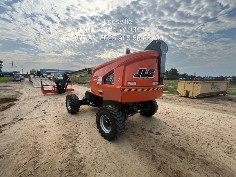 2019 Lincoln Electric Vantage 322 Welder Ready-Pak 3, Two wheel trailer, Fender and Light kit, Cable Rack