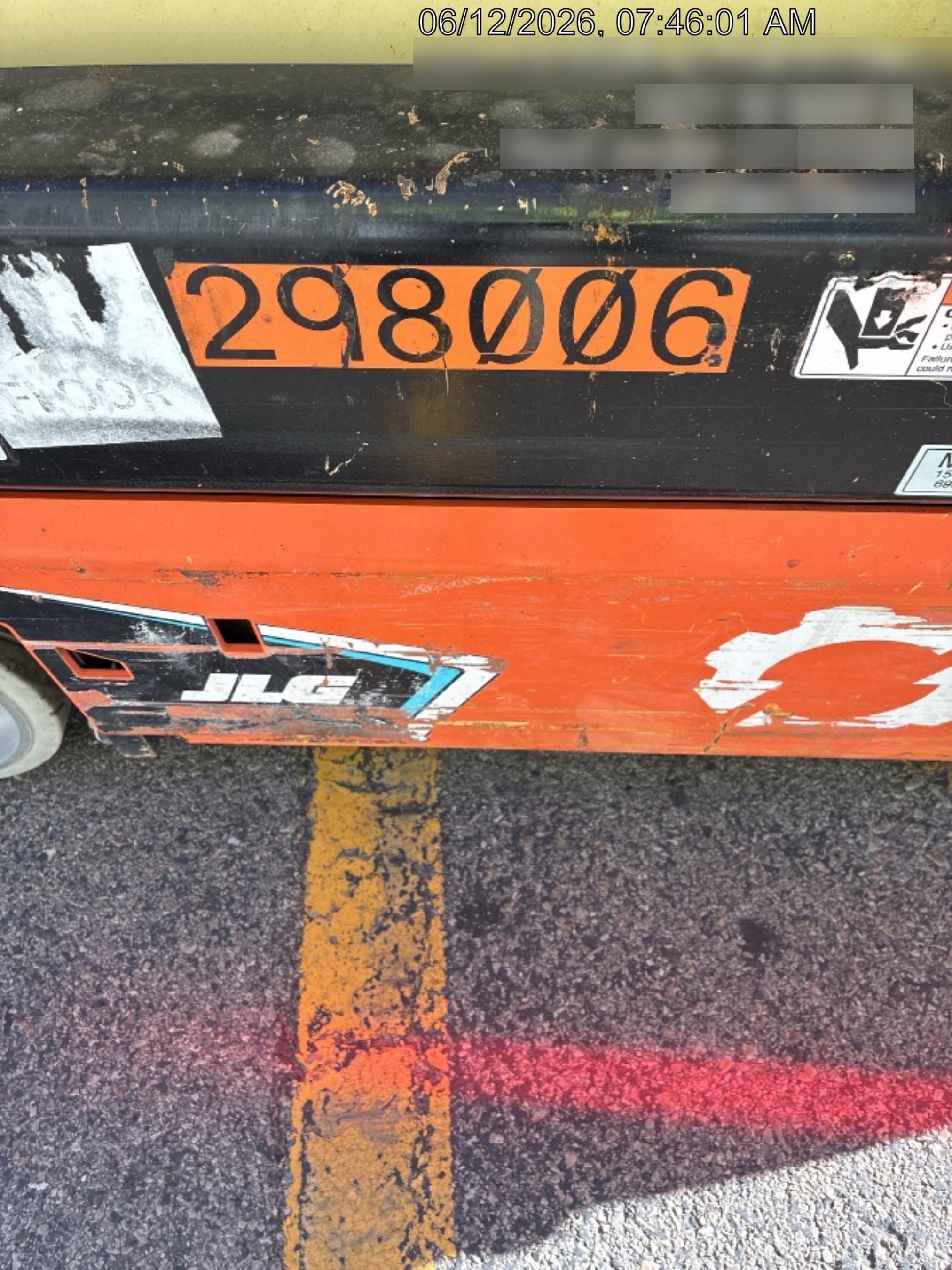2023 JLG ES1932