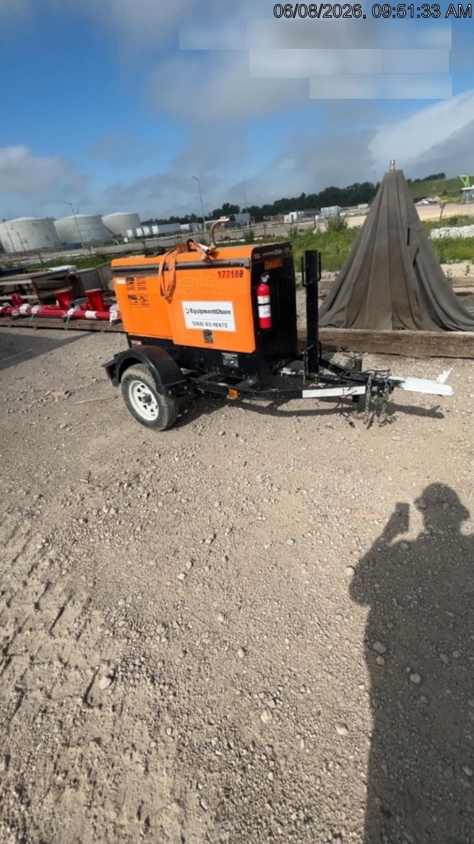 2021 Lincoln Electric Vantage 322 Vantage 322 Ready Pak 3 w/ Decals, ORANGE (includes trailer, cable rack, fender light kit) NO Telematics