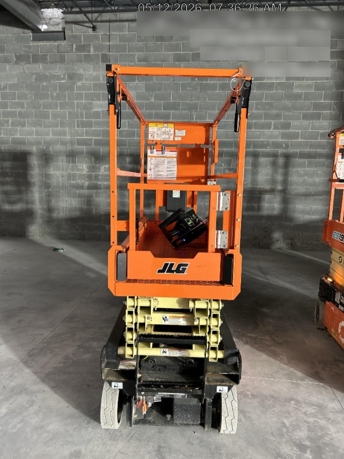 2025 JLG ES1932