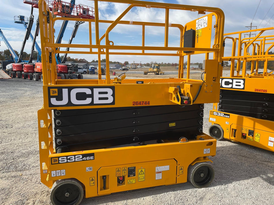 2022 JCB S3246E