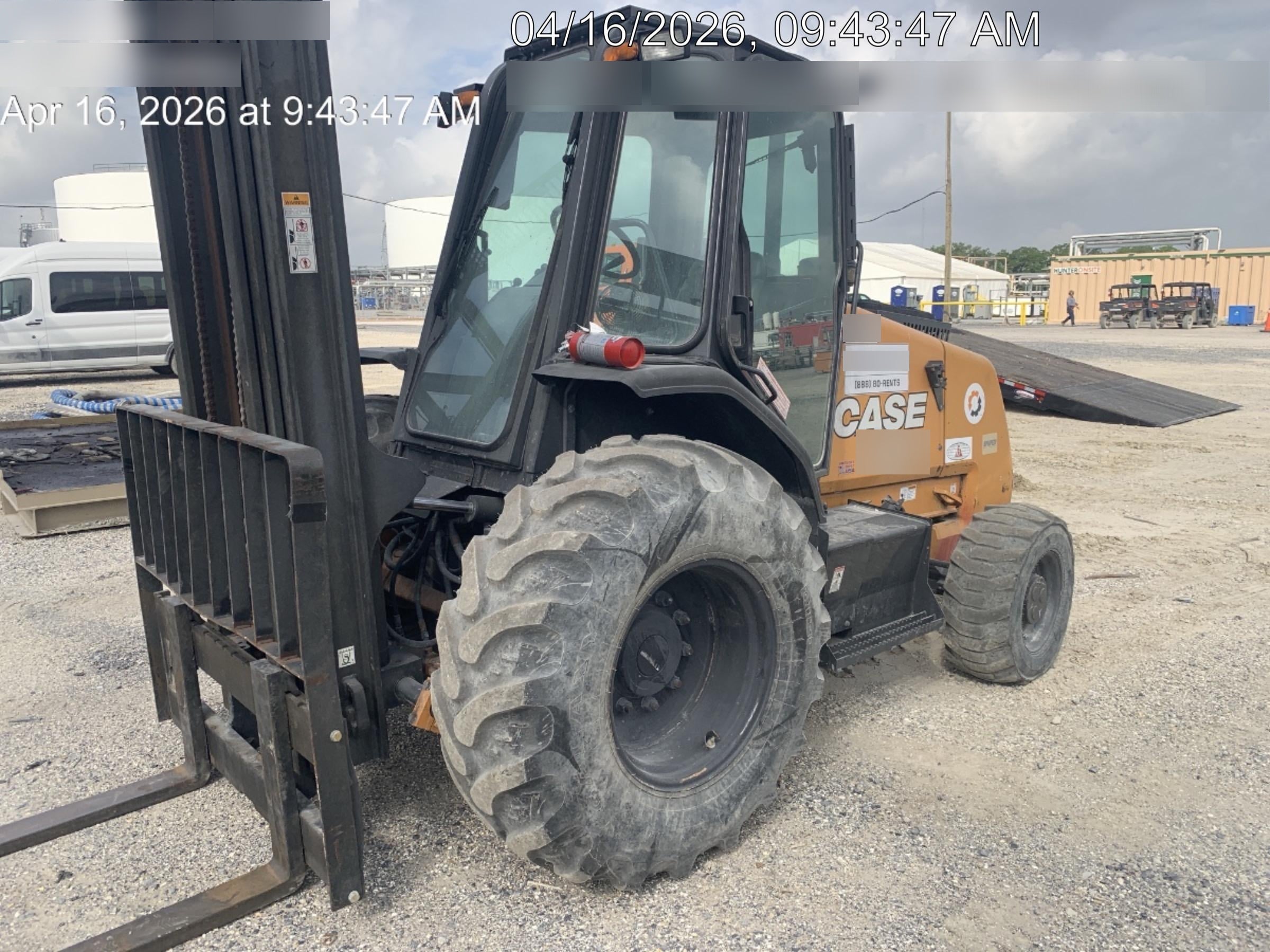 2022 CASE 588H