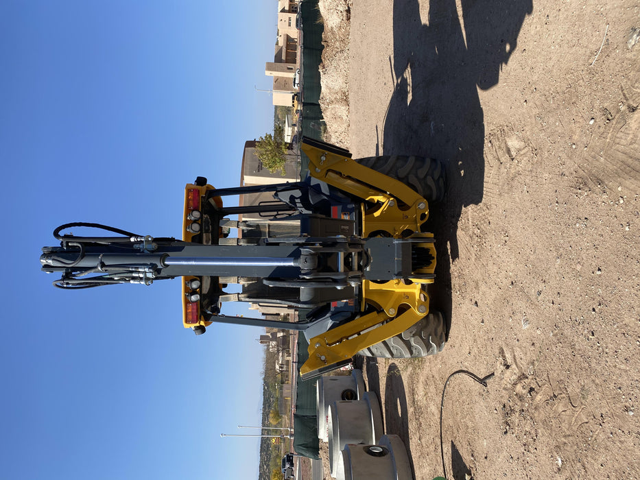 2020 JOHN DEERE 310LEP