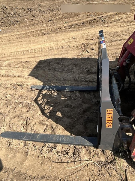 2025 PALADIN 48" Pallet Forks - Paladin