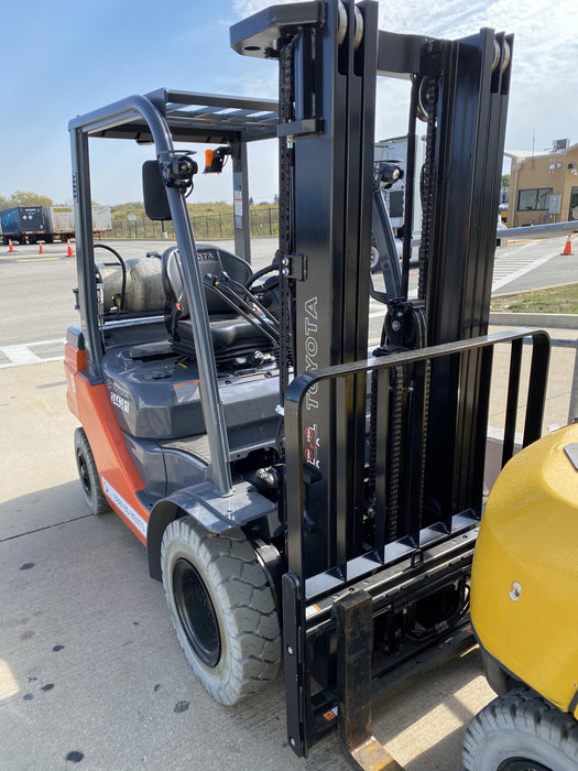 2022 TOYOTA 50-8FGU25