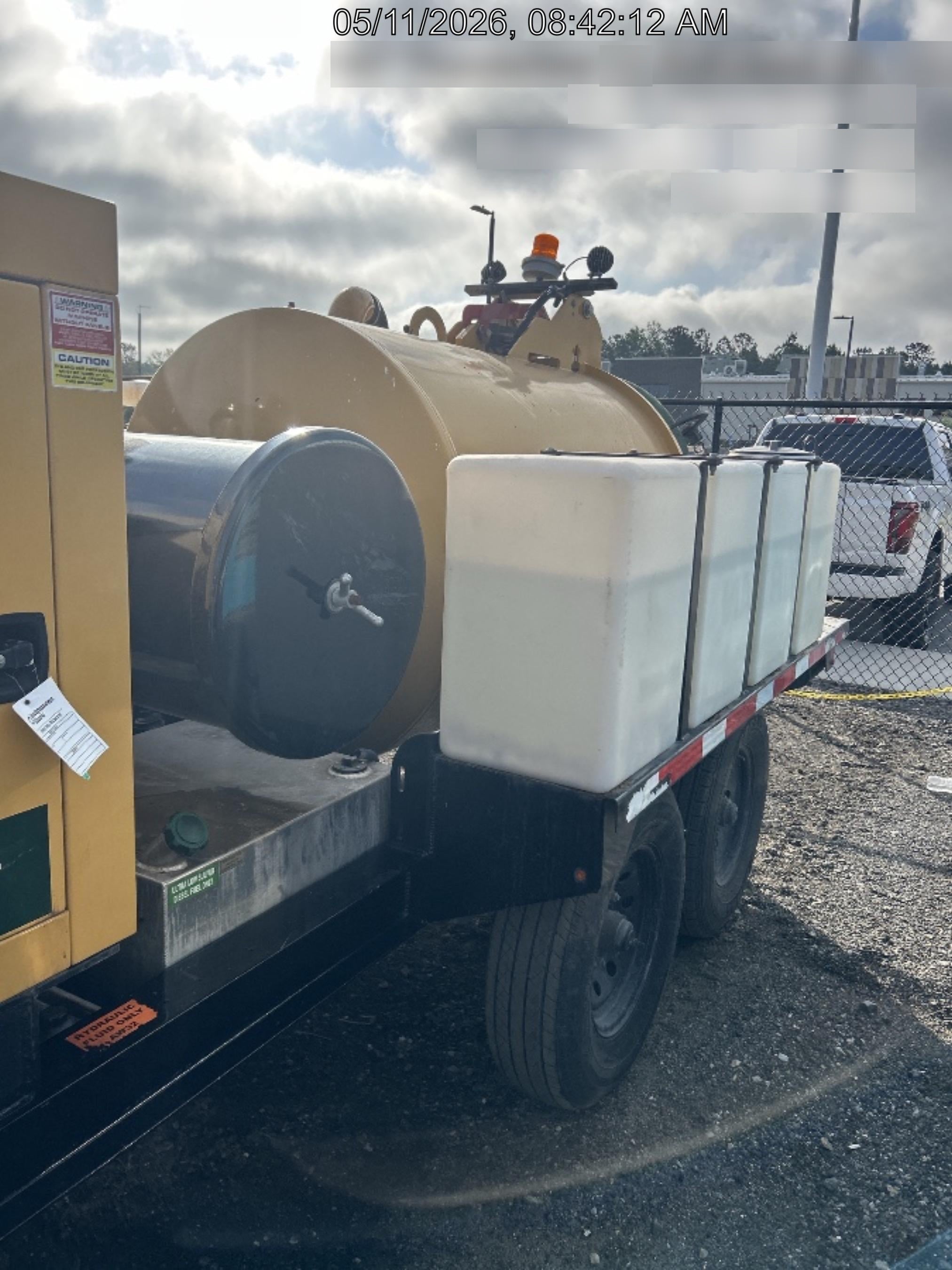 2022 VAC-TRON LP573XDT