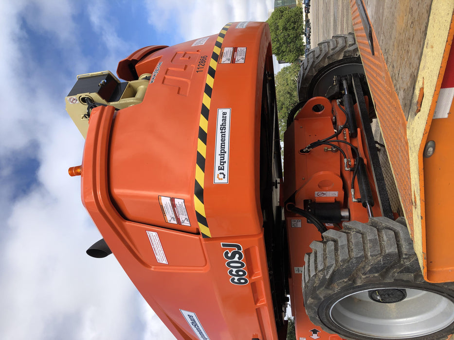 2020 JLG 660SJ
