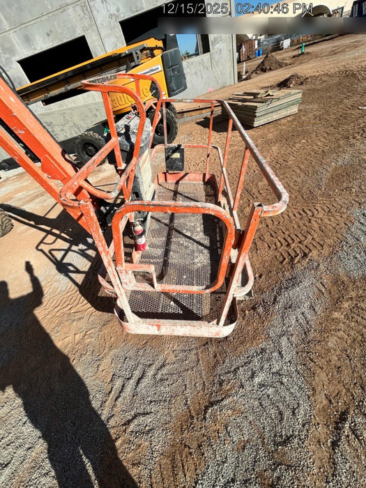 2019 JLG 460SJ